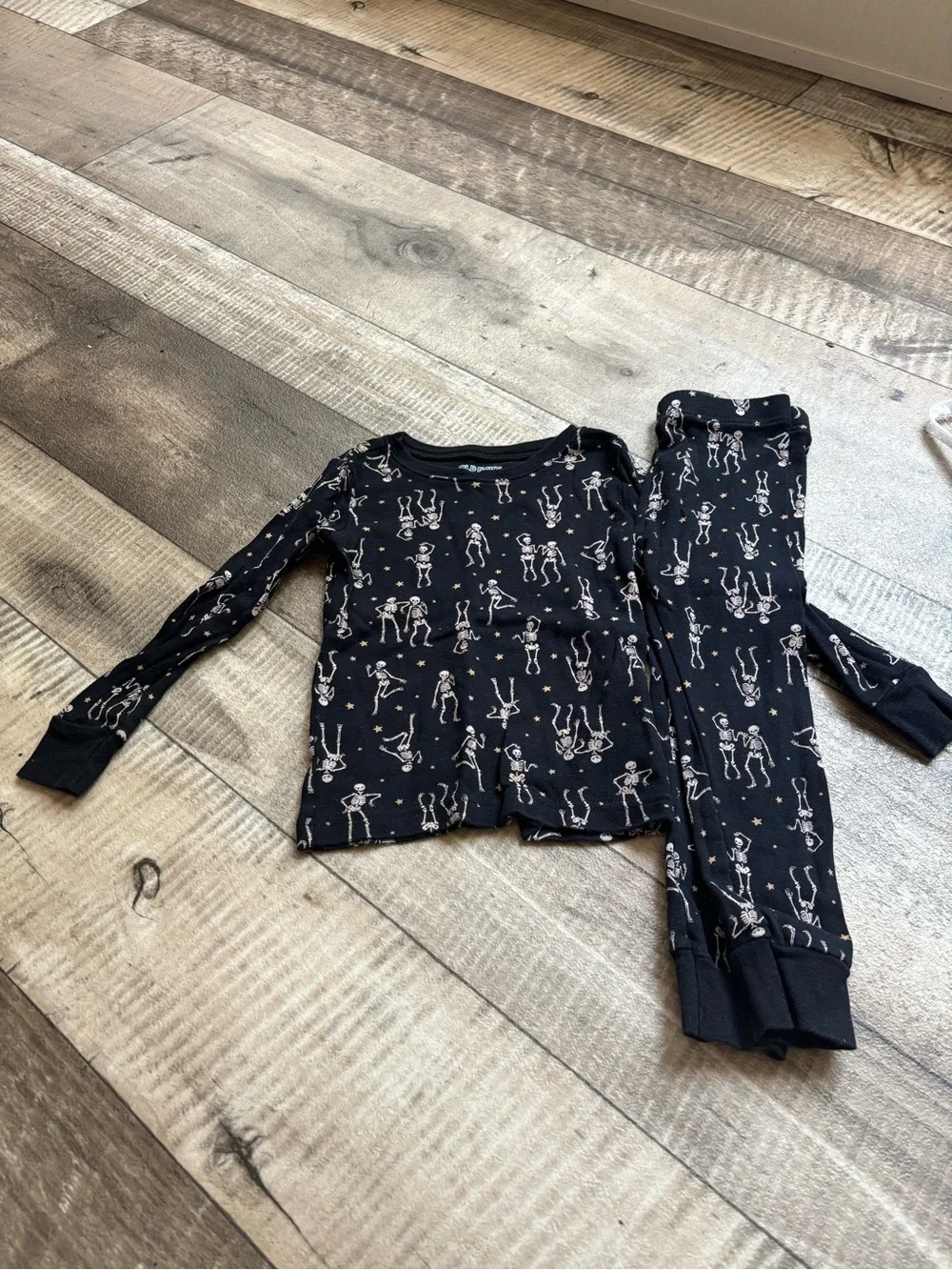 Kids Black Skeleton Print Pajama Set